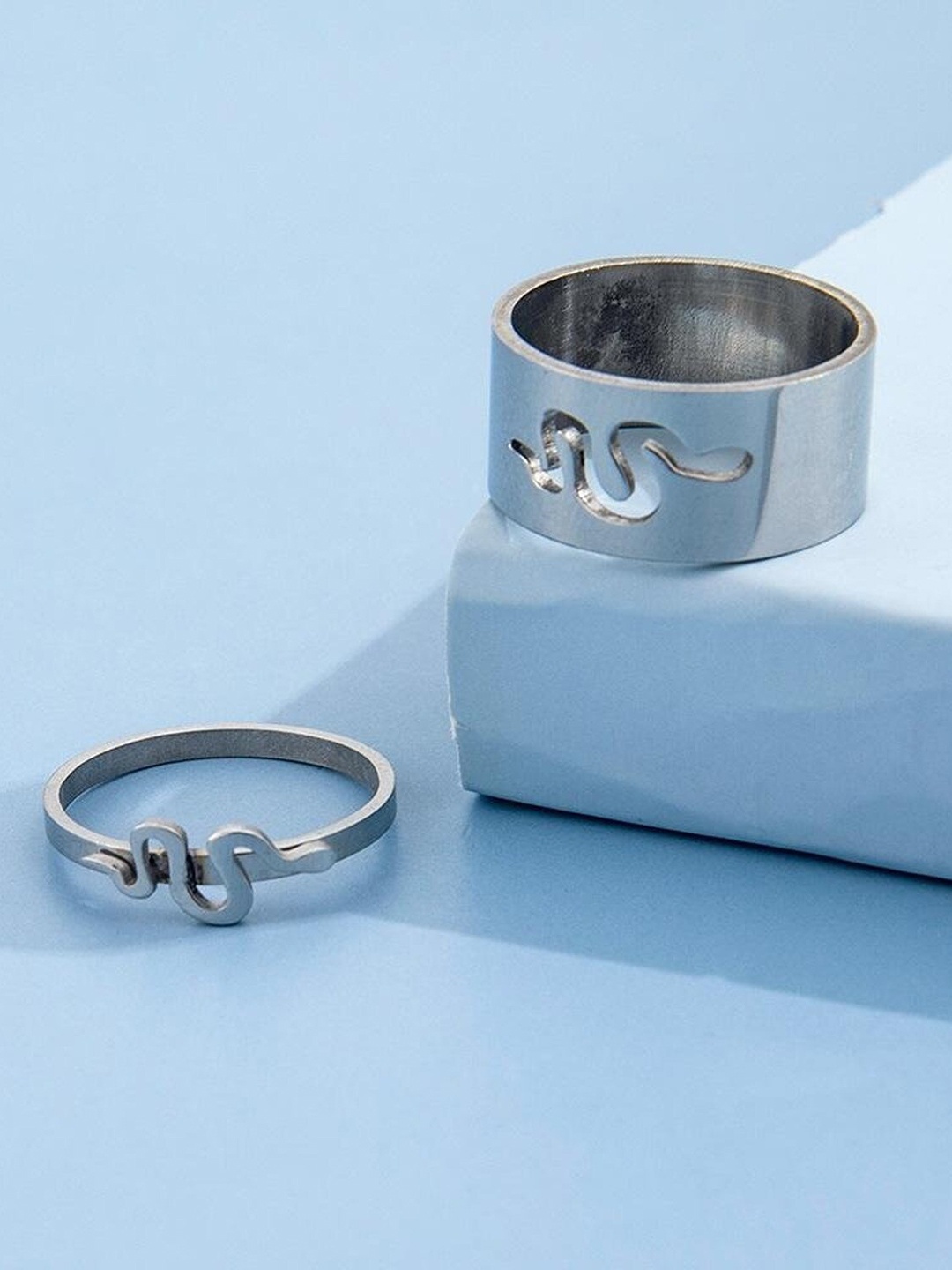 

Pinapes Set Of 2 Silver-Plated Adjustable Ring