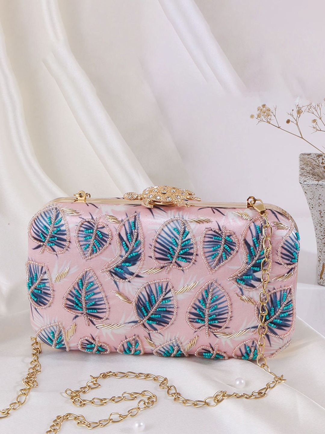 

Swisni Embellished Box Clutch With Shoulder Strap, Pink