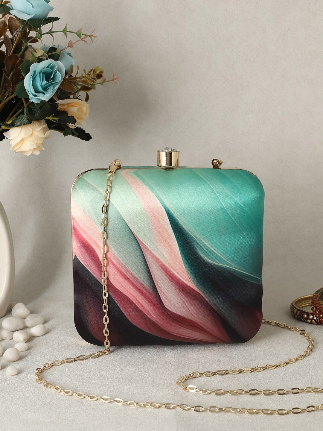 

Swisni Abstract Printed Box Clutch, Green