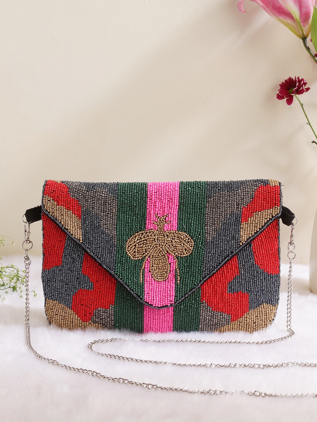

Swisni Women Embellished Envelop Clutch, Green