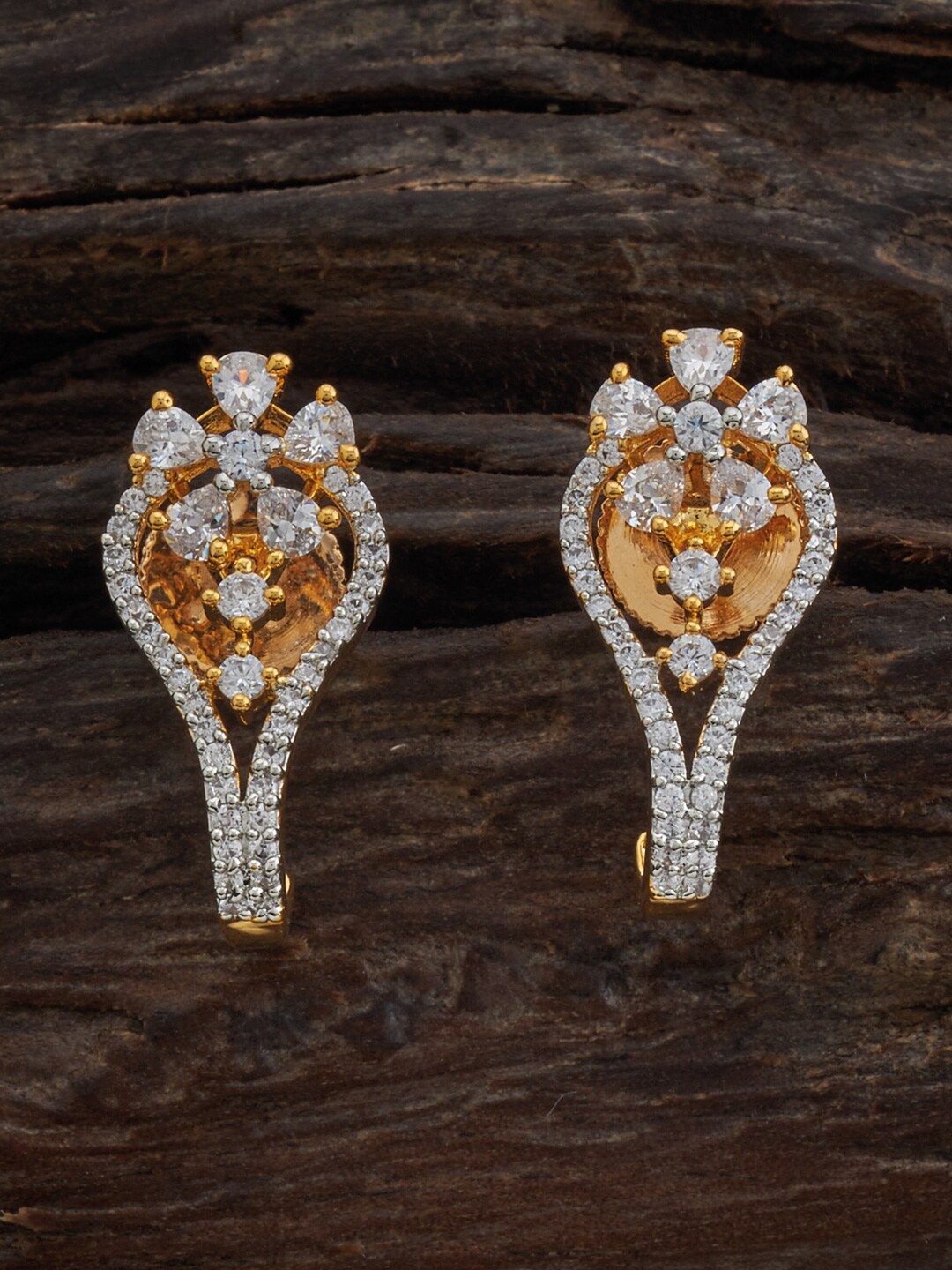 

Kushal's Fashion Jewellery Gold-Plated Floral Design Contemporary Studs Earrings