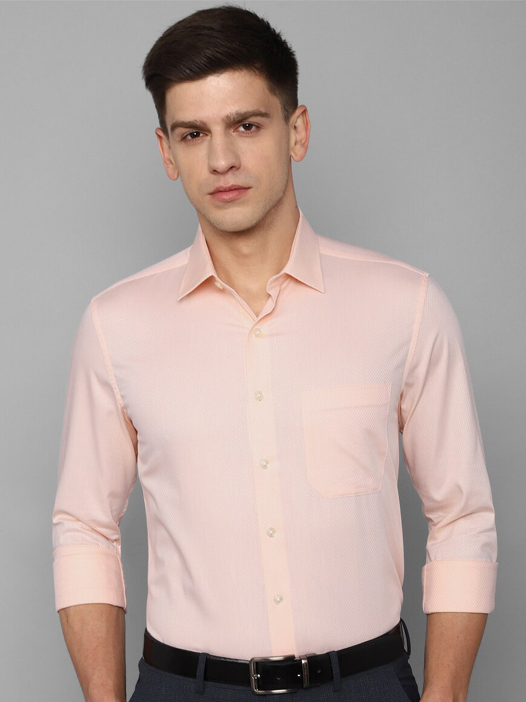

Louis Philippe Slim Fit Pure Cotton Formal Shirt, Peach