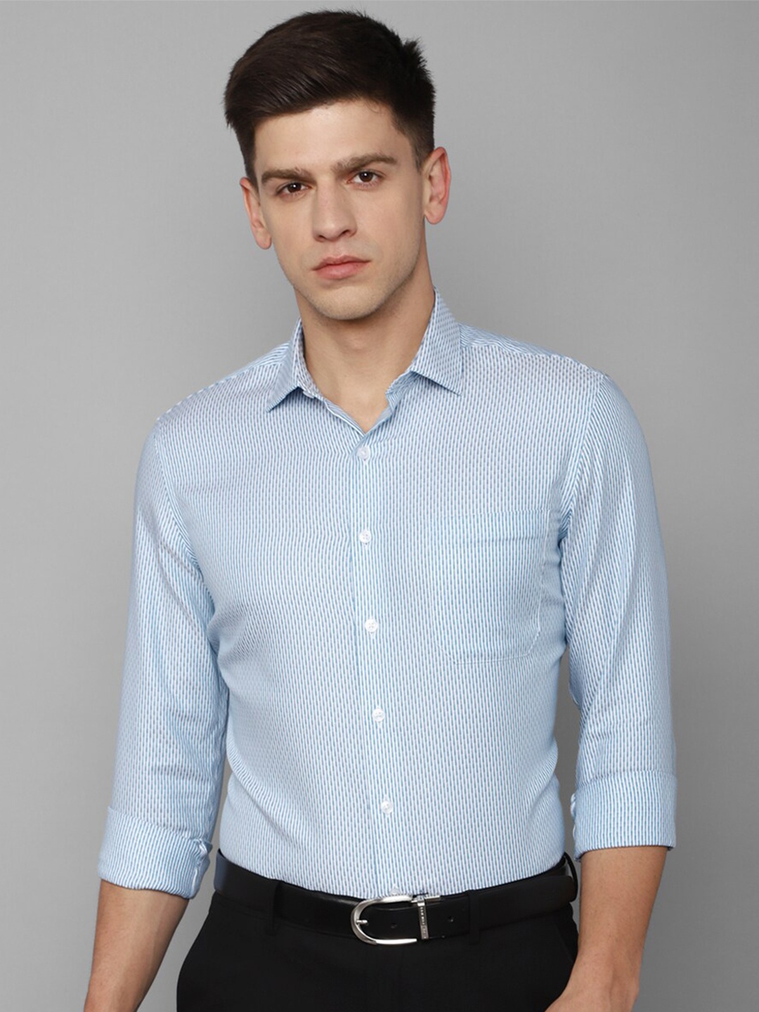 

Louis Philippe Vertical Printed Slim Fit Pure Cotton Formal Shirt, Blue