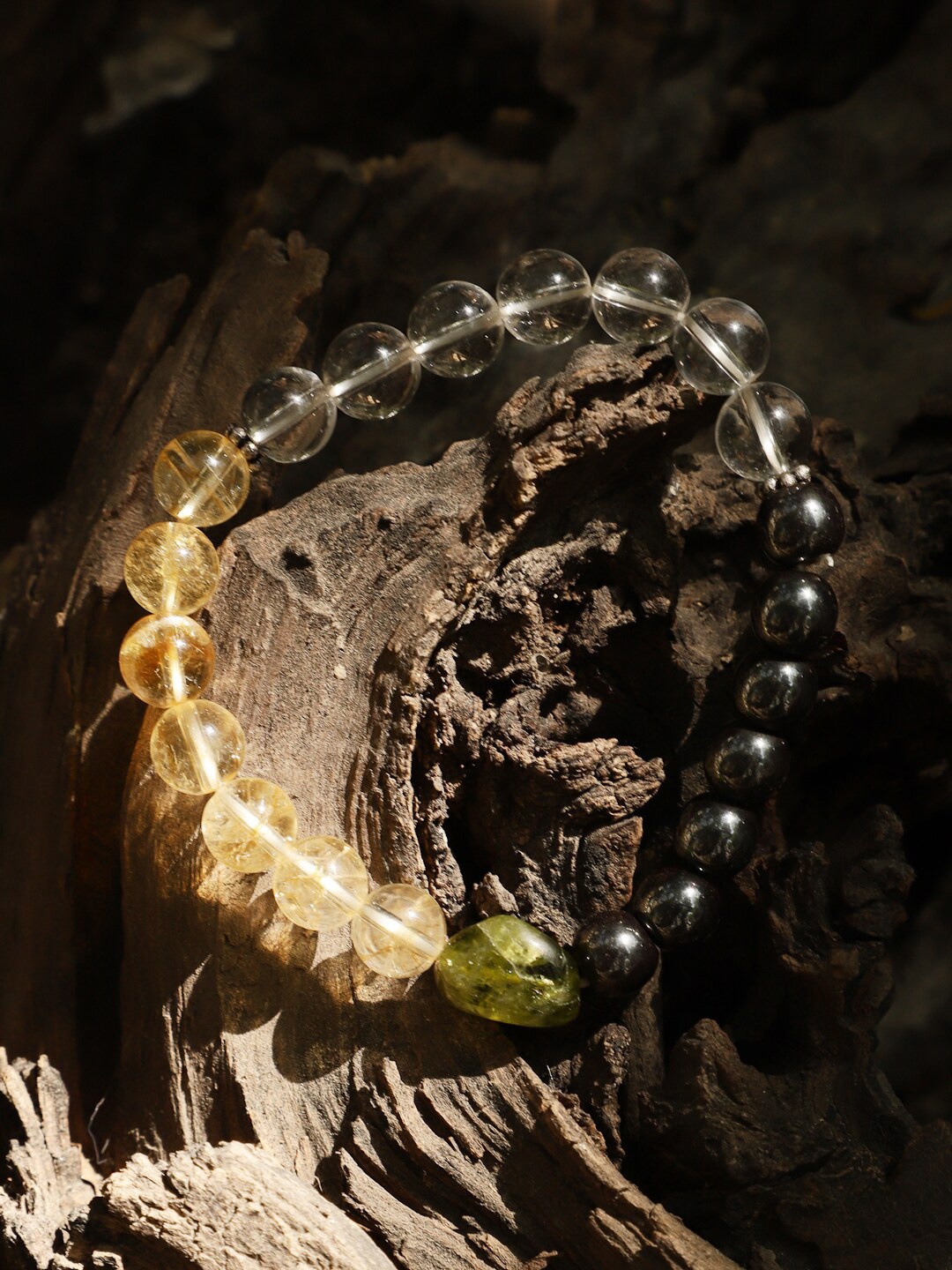 

TAG 7 Crystals Beaded Elasticated Bracelet, Black