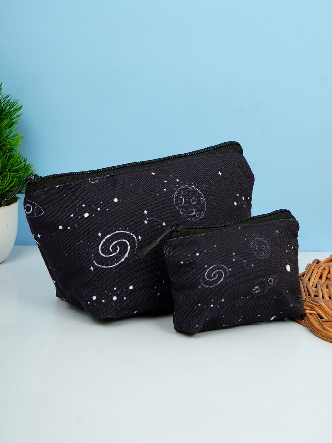 

Crazy Corner Set Of 2 Printed Canvas Multi-Purpose Travel Pouch, Black