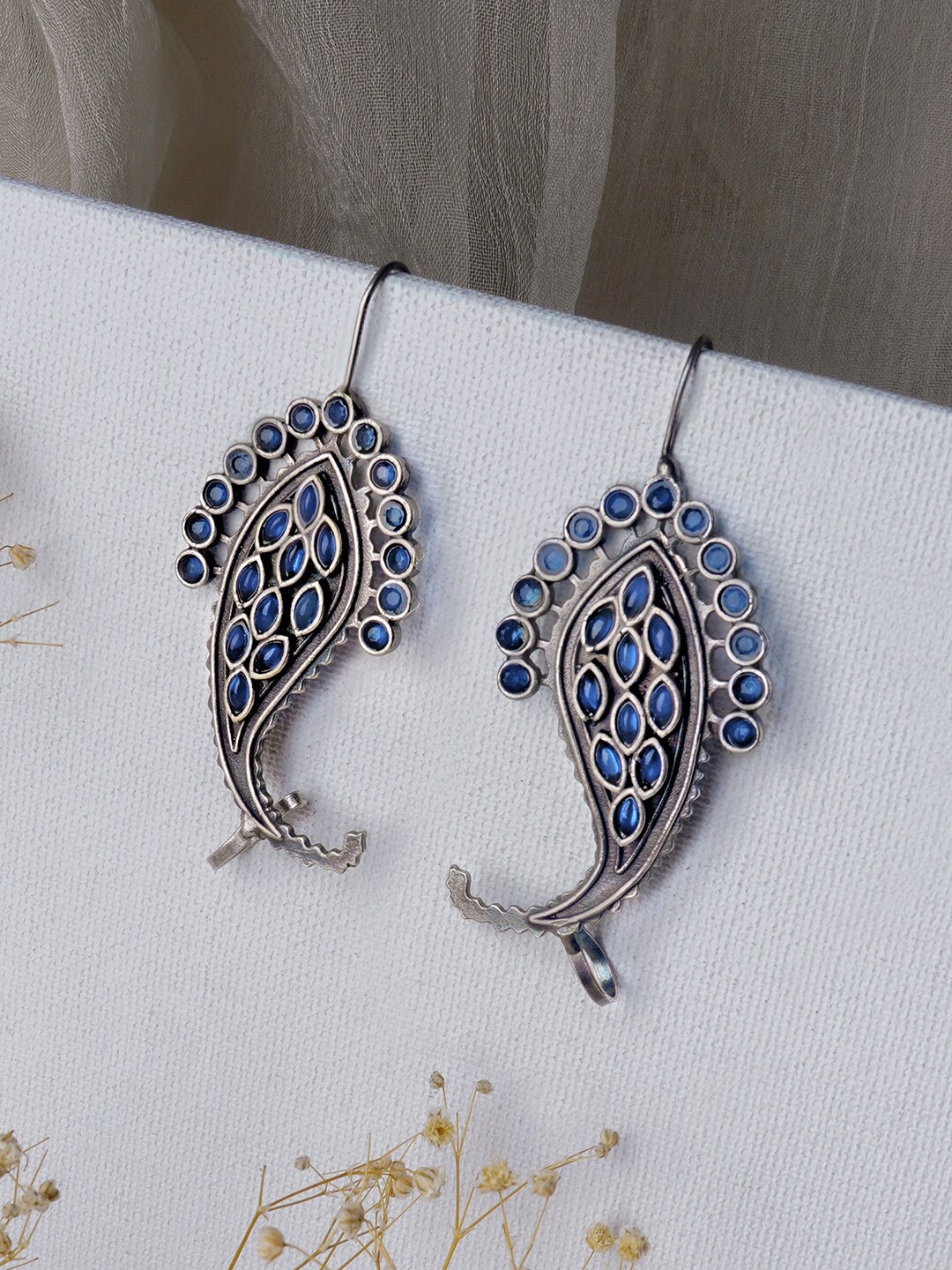 

TEEJH Silver-Plated Oxidised Contemporary Stone Studded Drop Earrings