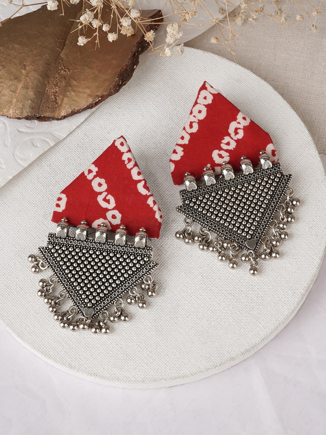 

TEEJH Nandini Silver-Plated Oxidised Contemporary Drop Earrings