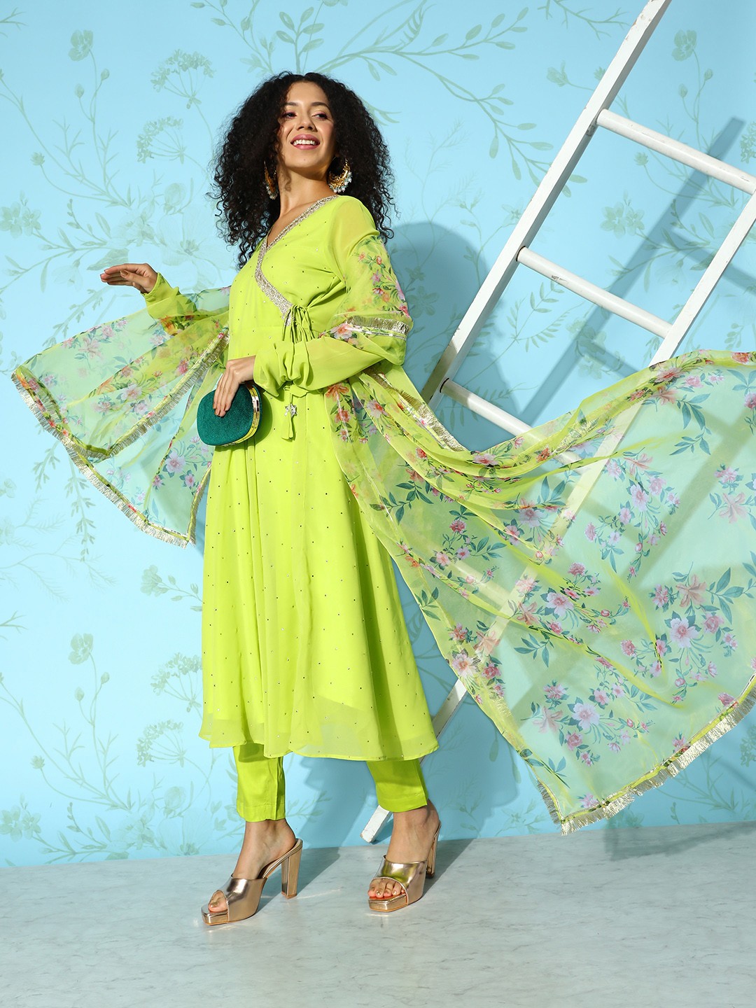 

Inddus Women Embroidered Kurta with Trousers & Dupatta, Green