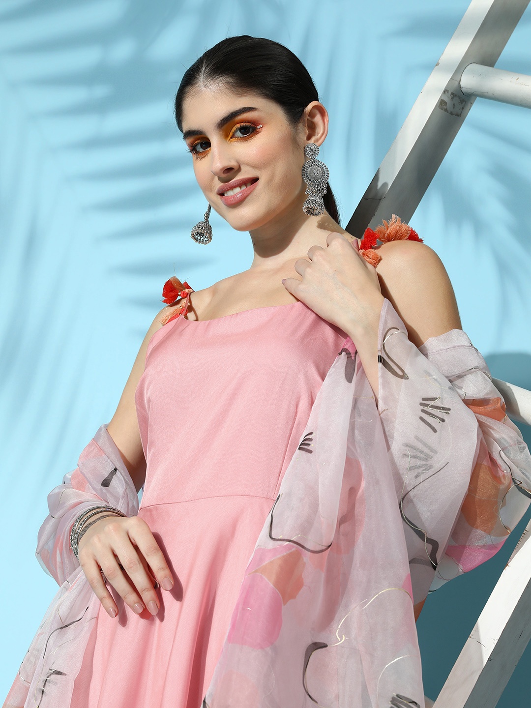 

Inddus Women Regular Kurta with Trousers & Dupatta, Peach