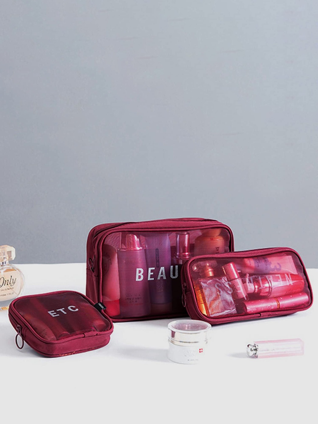 

Awestuffs Mesh Toiletry Bag Set of 3 Cosmetic Pouch, Red