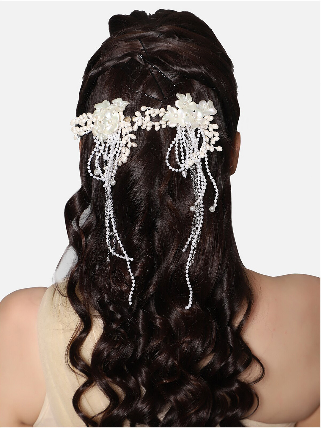 

AQUASTREET Women Set Of 2 Embellished Alligator Hair Clip, White