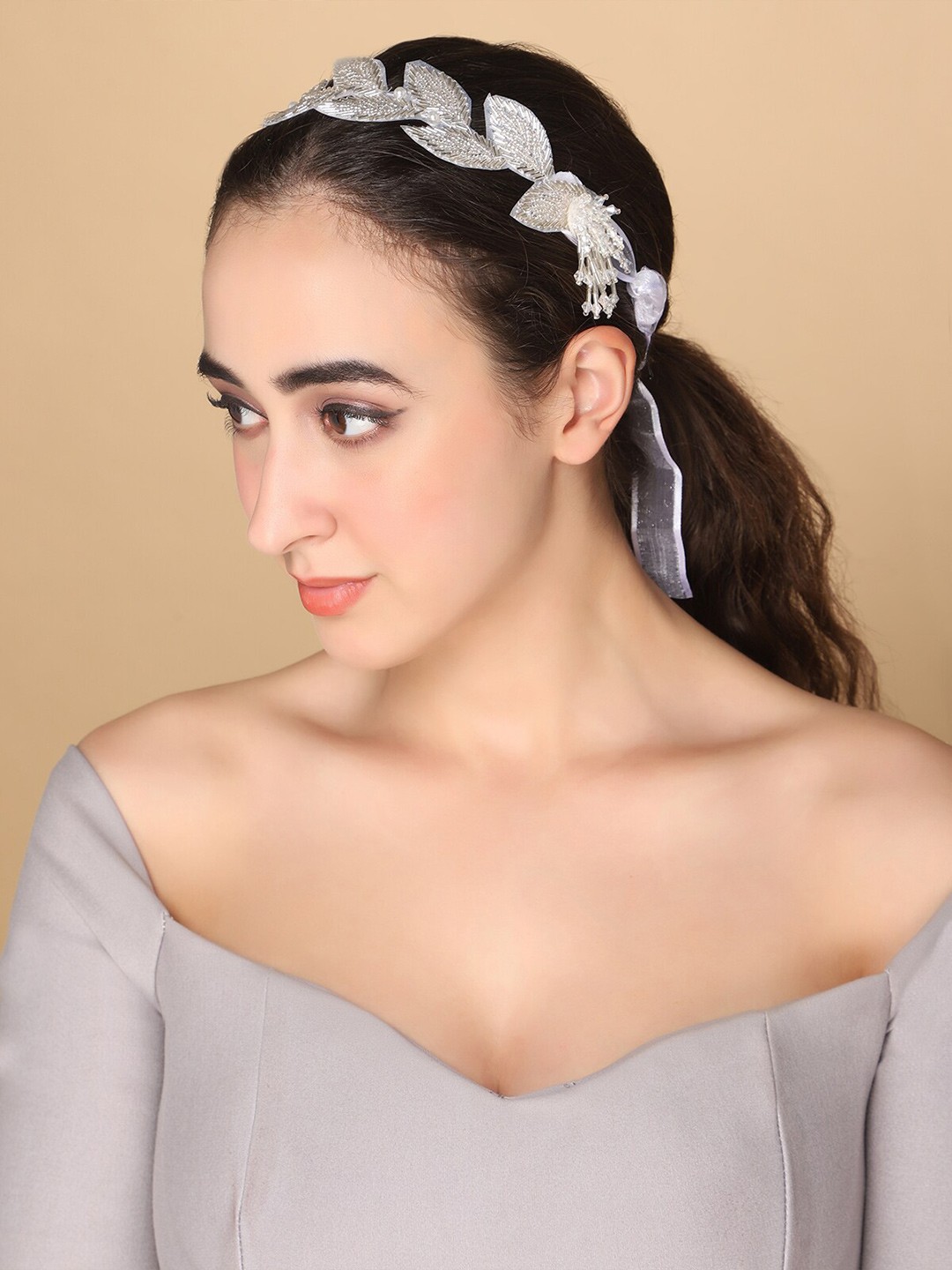 

AQUASTREET Women Embellished Hairband, White