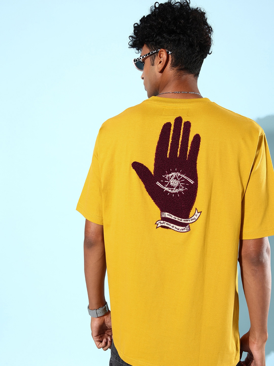 

DILLINGER Men Graphic Printed Oversize T-shirt, Mustard