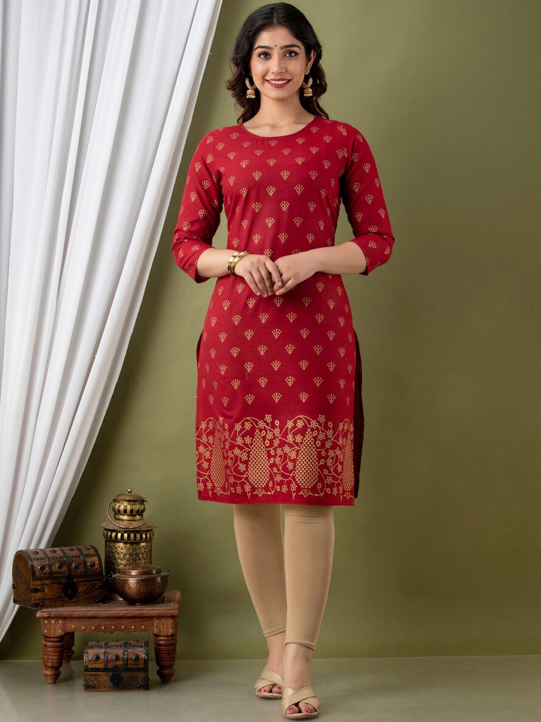 

SURHI Ethnic Motifs Printed Kurta, Maroon