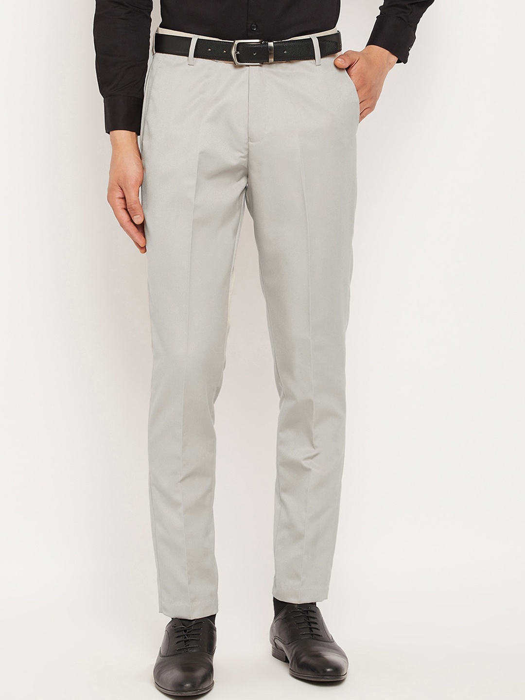 

VEI SASTRE Men Mid-Rise Plain Smart Fit Formal Trousers, Grey