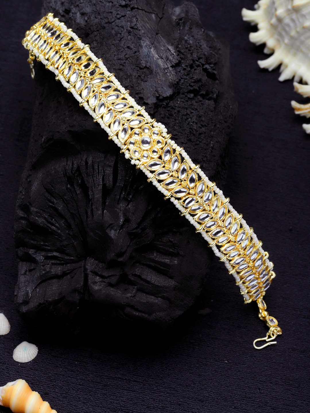 

Sanjog Gold-Plated Kundan-Studded & Pearl Beaded Hairband Matha Patti