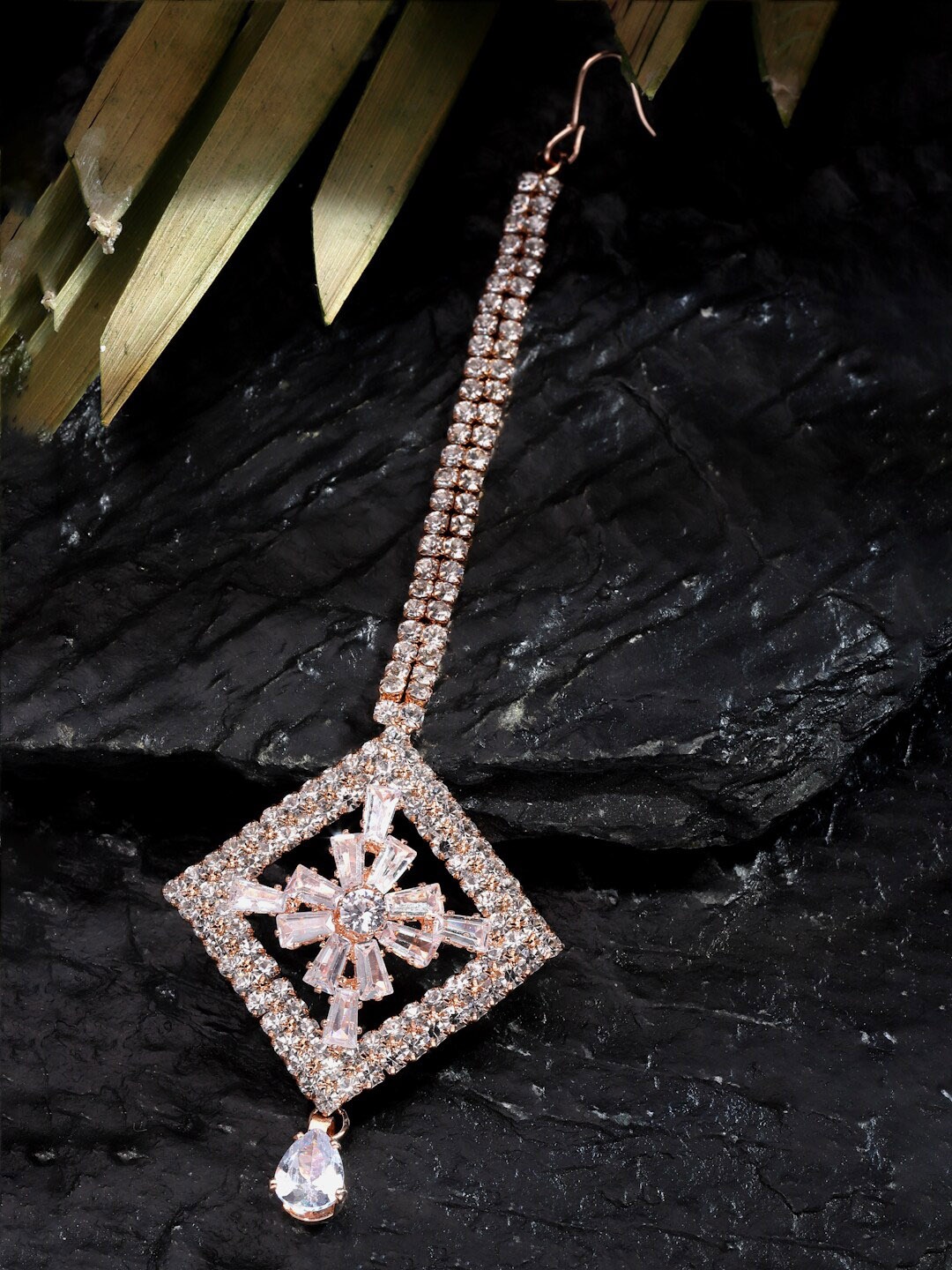 

Sanjog Rose Gold-Plated White AD & CZ-Studded Handcrafted Jadau Maang Tikka