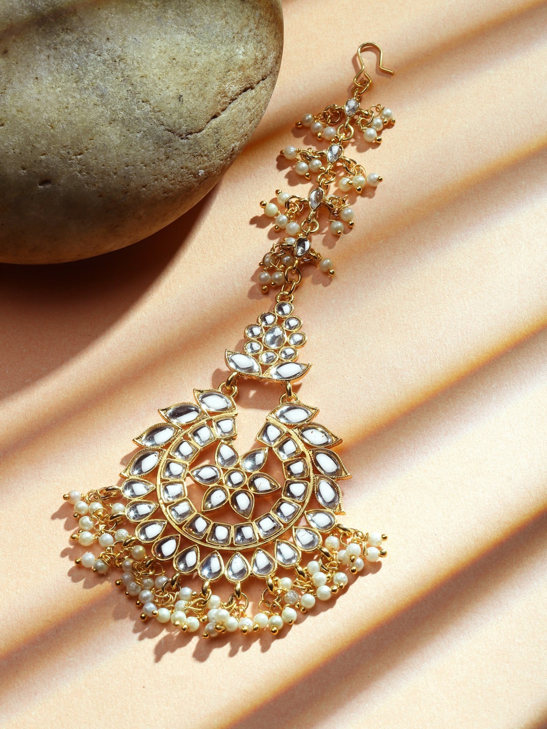 

Sanjog Gold-Plated Kundan-Studded & Pearl Beaded Maang Tikka