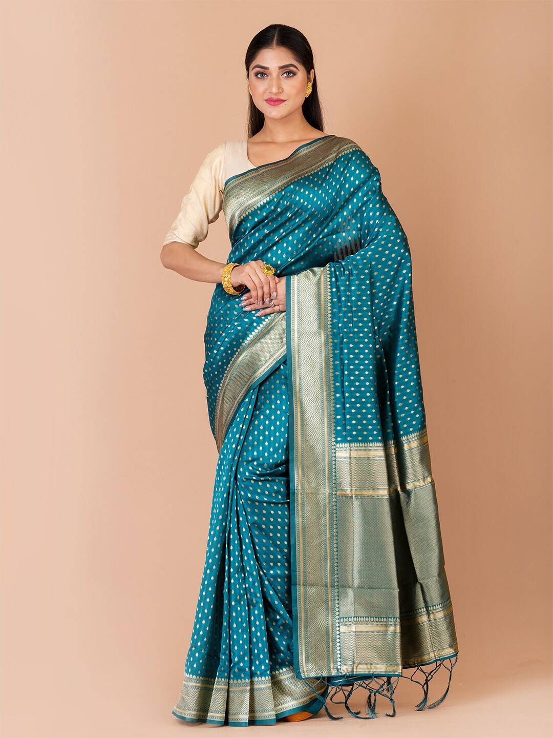

Laa Calcutta Ethnic Motif Woven Design Zari Banarasi Saree, Green
