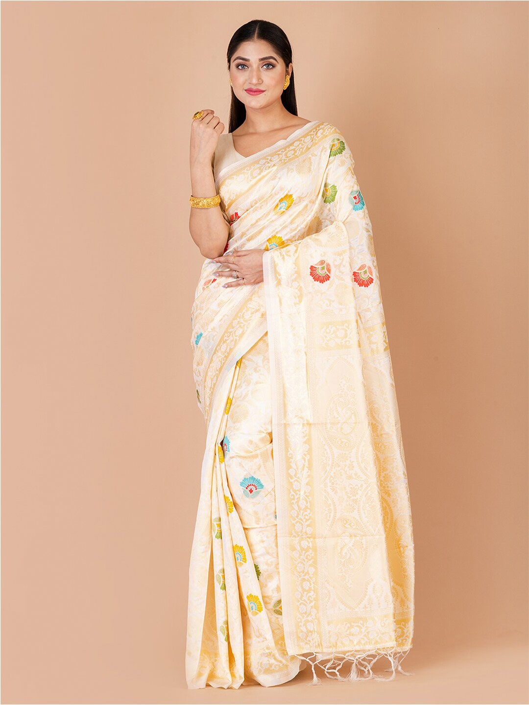 

Laa Calcutta Floral Woven Design Zari Banarasi Saree, Off white