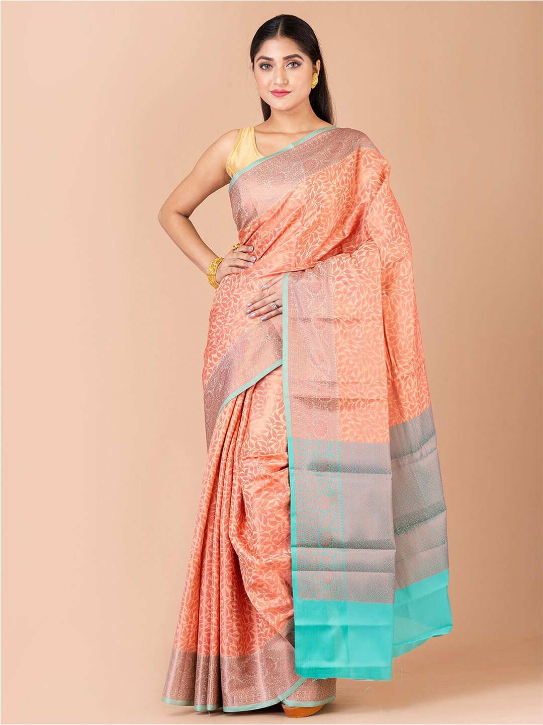 

Laa Calcutta Floral Woven Design Zari Banarasi Saree, Peach