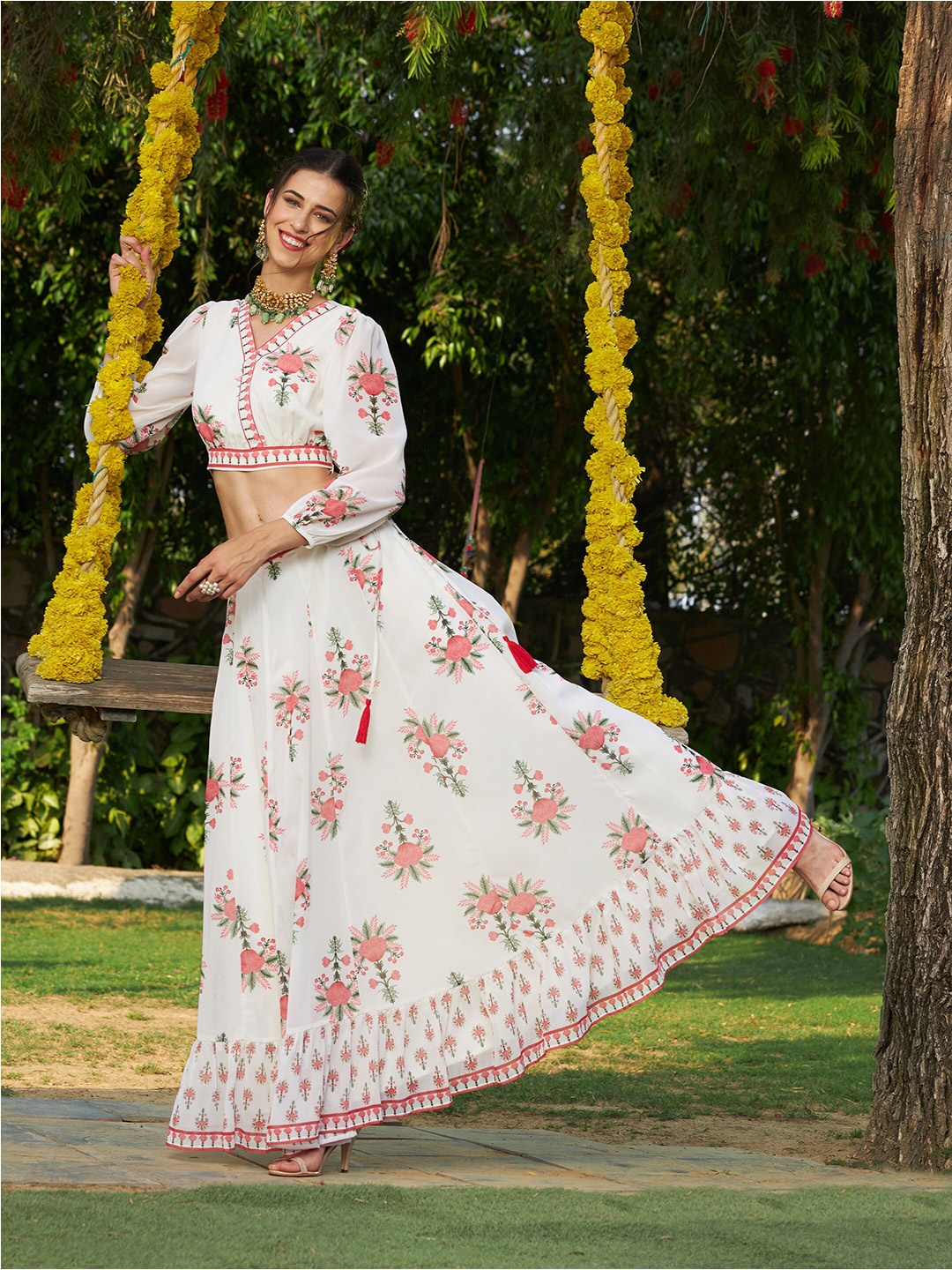 

Shae by SASSAFRAS Printed Ready to Wear Lehenga & Top, Off white