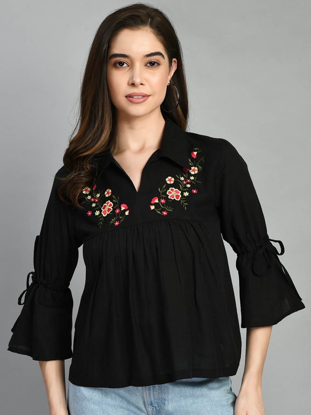 

PRETTY LOVING THING Floral Printed Shirt Collar Bell Sleeves Empire Top, Black