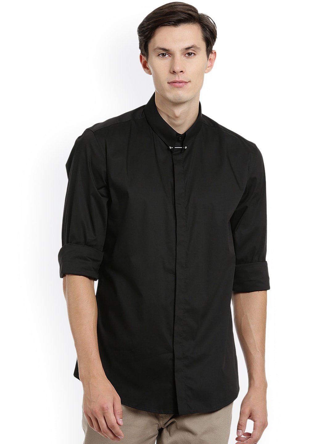 

Antony Morato Men Black Regular Fit Solid Casual Shirt