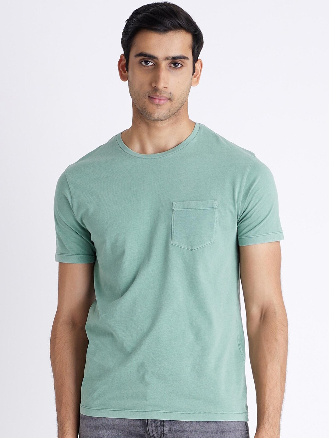 

Celio Solid Round Neck Cotton T-shirt, Green