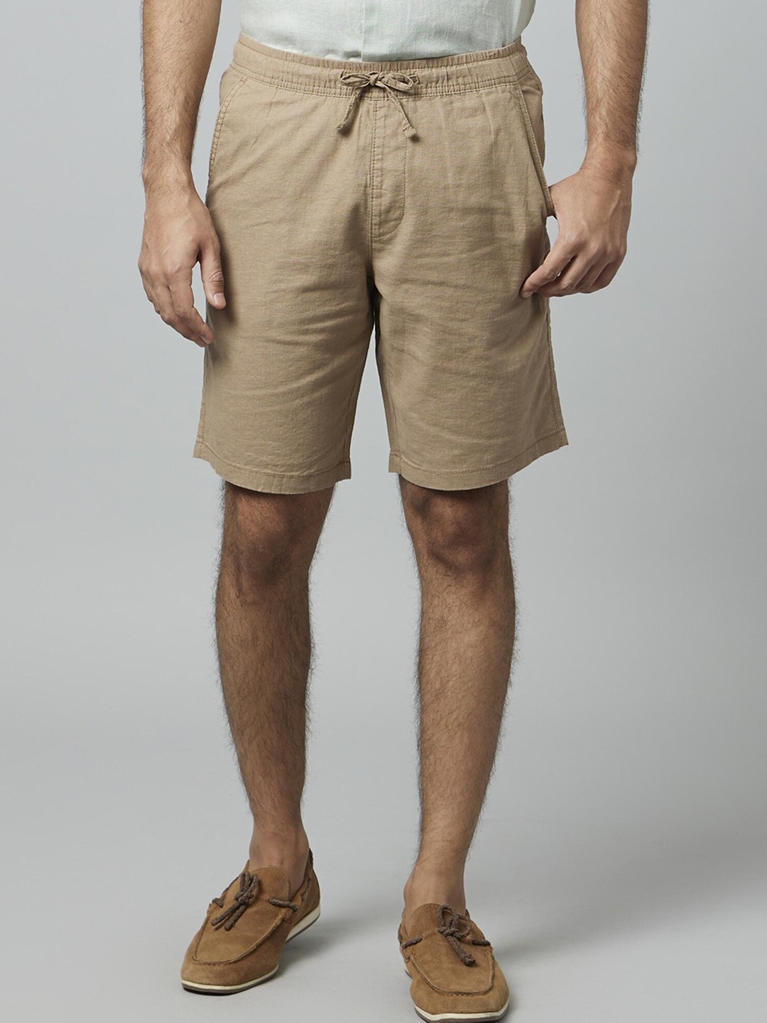 

Celio Men Mid-Rise Cotton Shorts, Khaki