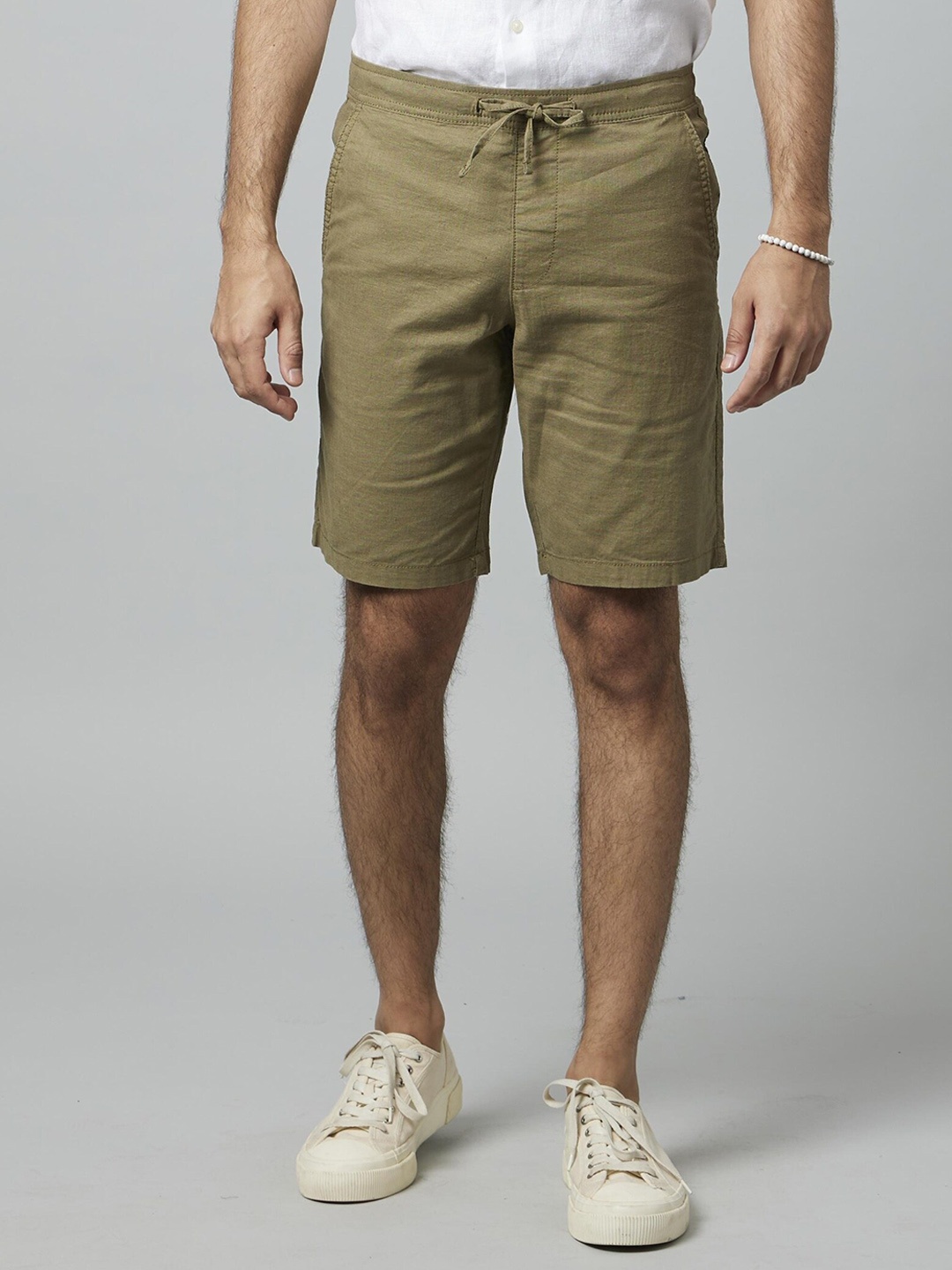 

Celio Men Mid-Rise Cotton Shorts, Khaki
