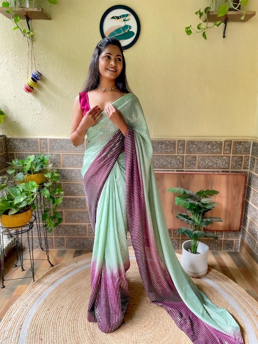 

Mitera Sequinned Art Silk Saree, Purple