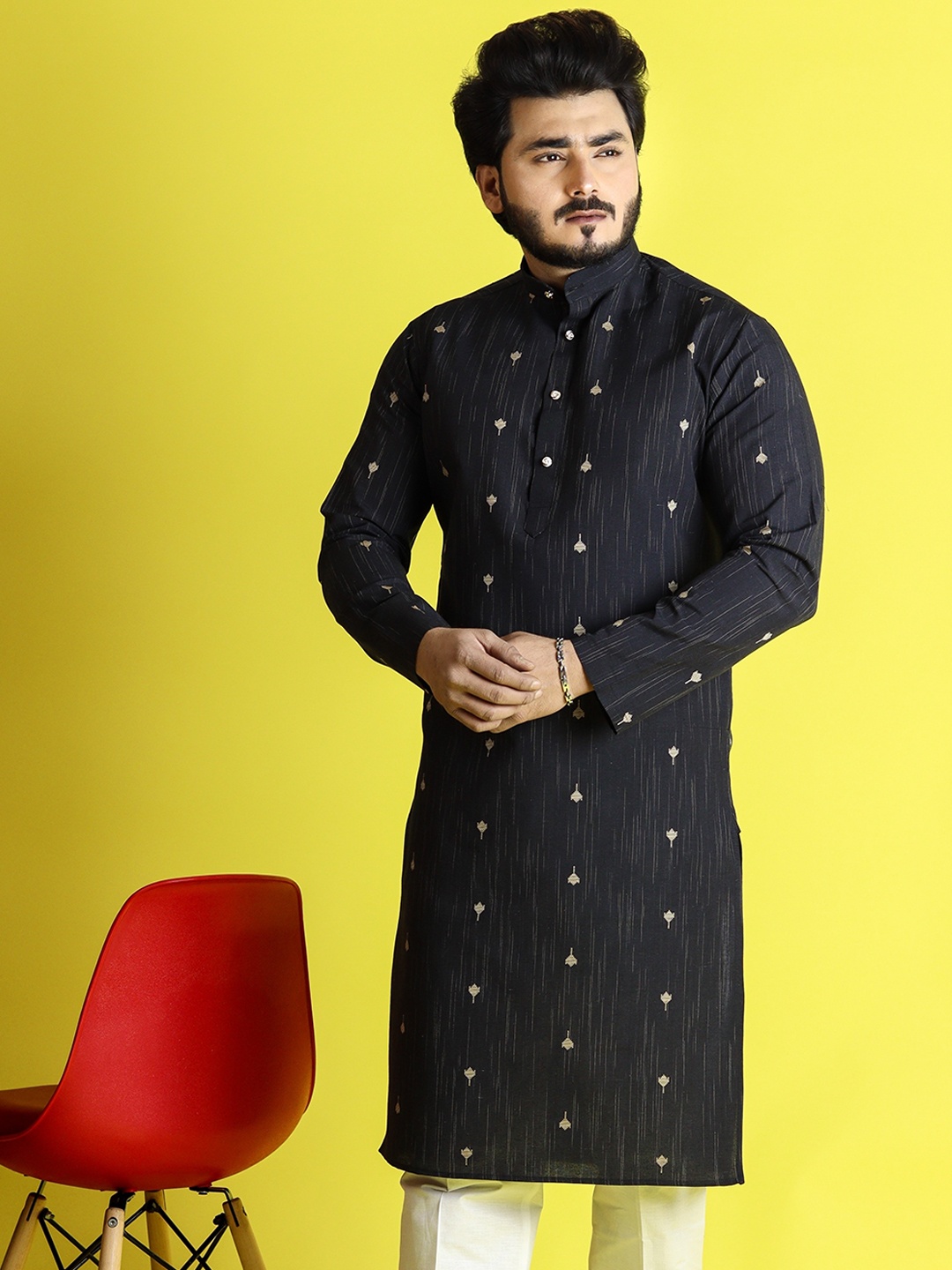 

Tibra Collection Ethnic Motifs Woven Design Pure Cotton Kurta, Black