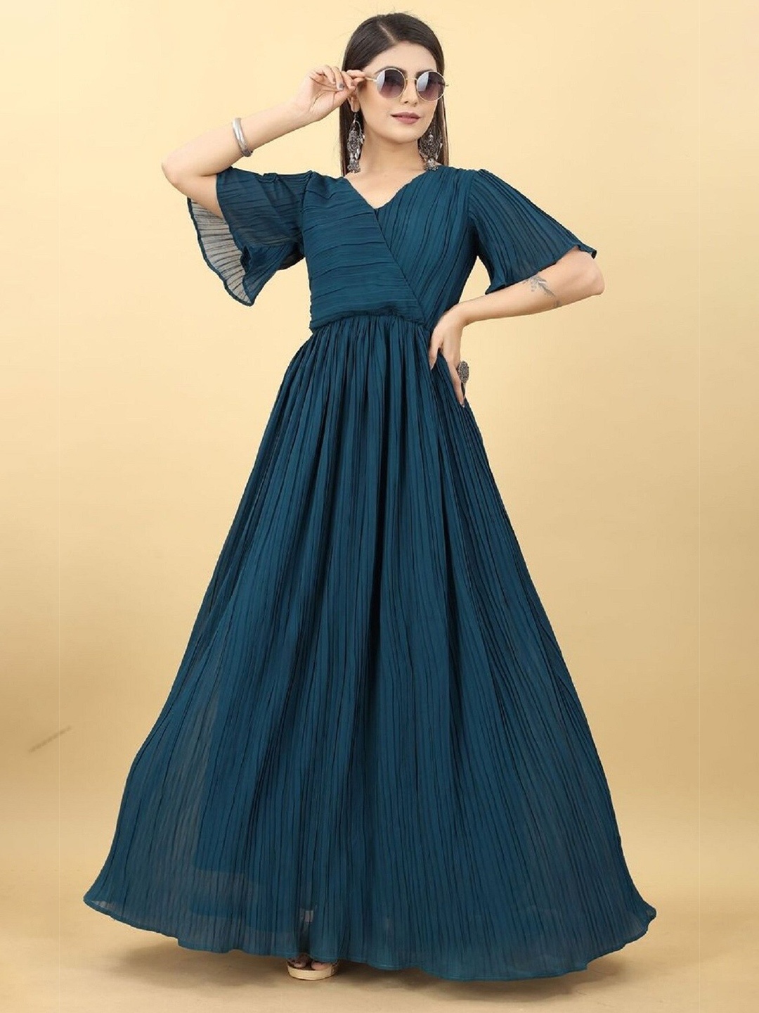 

Fashion Basket V-Neck Accordion Pleats Fit & Flare Maxi Dress, Blue