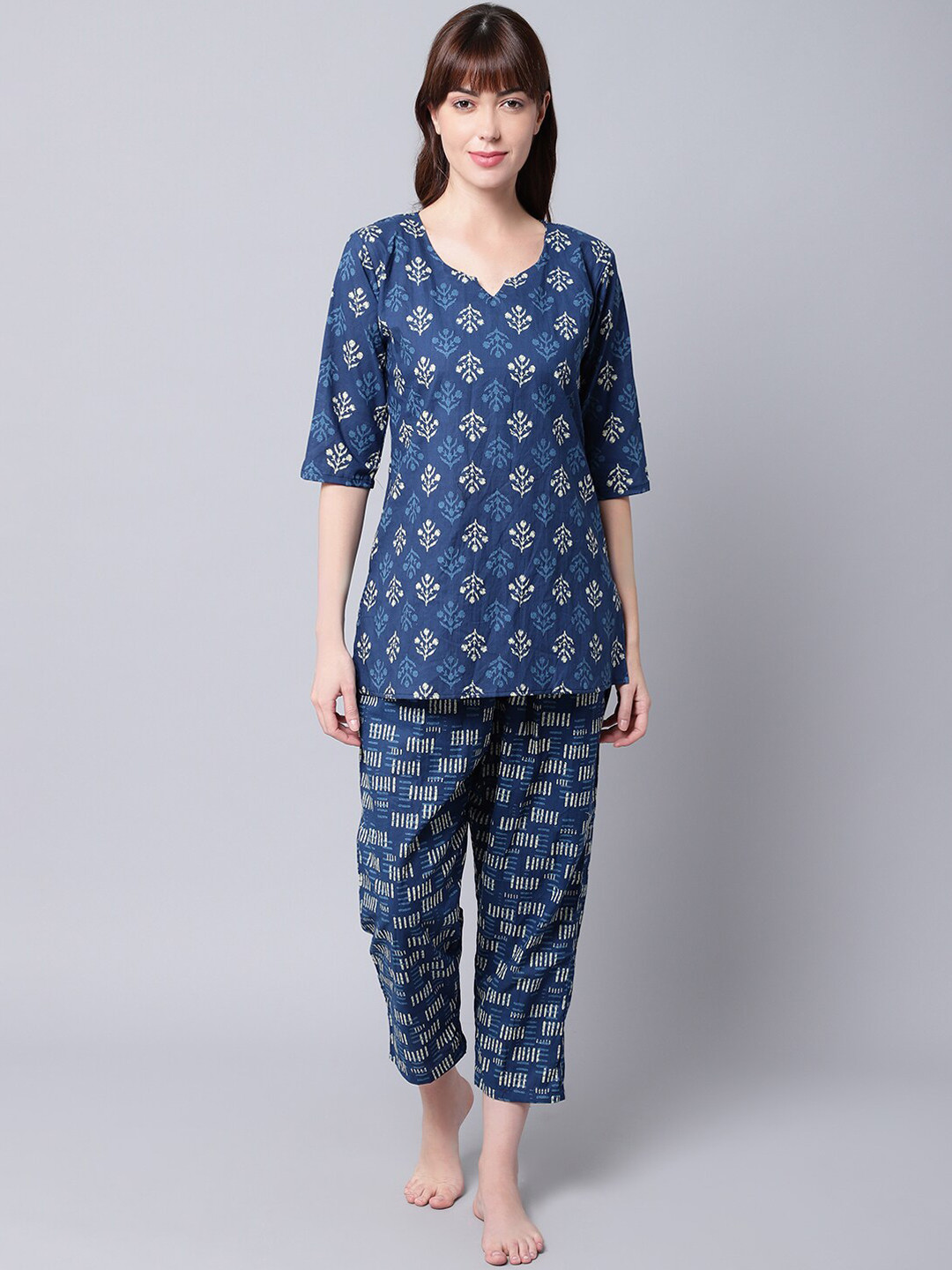 

TAG 7 Ethnic Motifs Printed Pure Cotton Night Suit, Blue