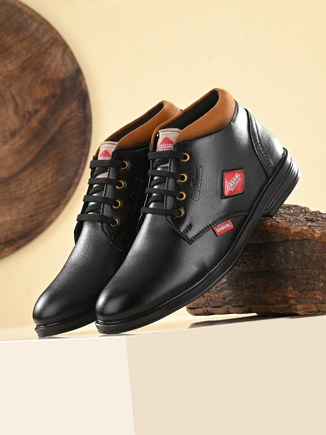 

Mactree Men Textured Mid Top Comfort Insole Basics Sneakers, Black