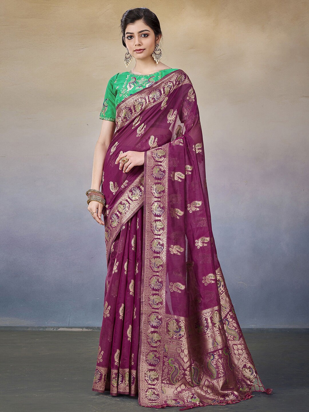 

Satrani Ethnic Motif Woven Design Zari Banarasi Saree, Magenta