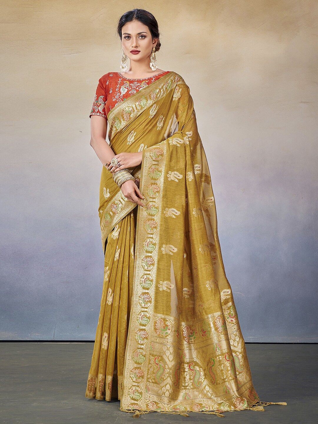 

Satrani Ethnic Motif Woven Design Zari Banarasi Saree, Yellow