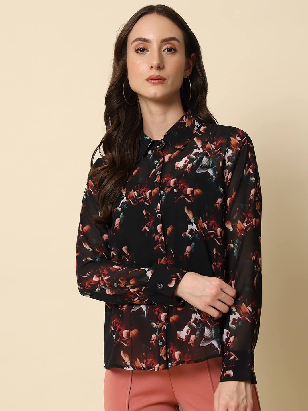 

Beatnik Floral Printed Georgette Casual Shirt, Black