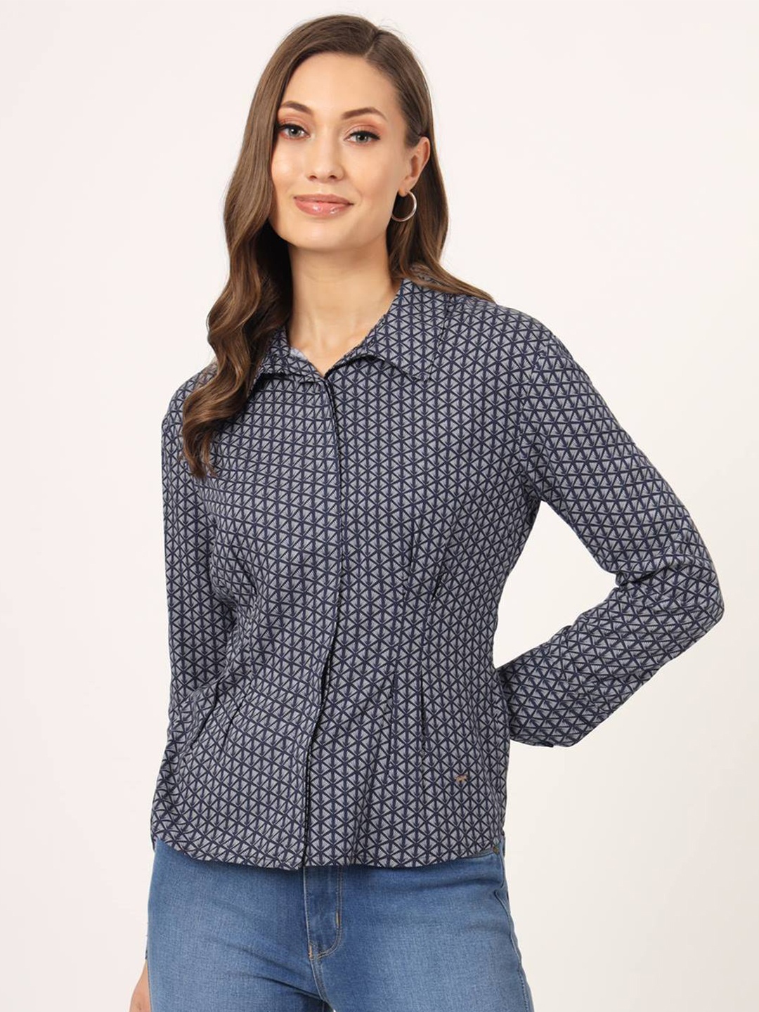 

Beatnik Geometric Printed Cuffed Sleeves Cotton Shirt Style Top, Grey