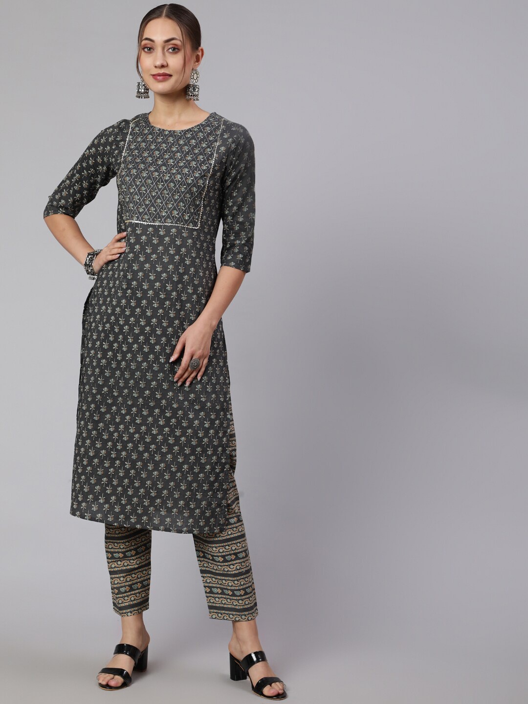 

Nayo Ethnic Motifs Printed Regular Pure Cotton Kurta With Trousers, Grey