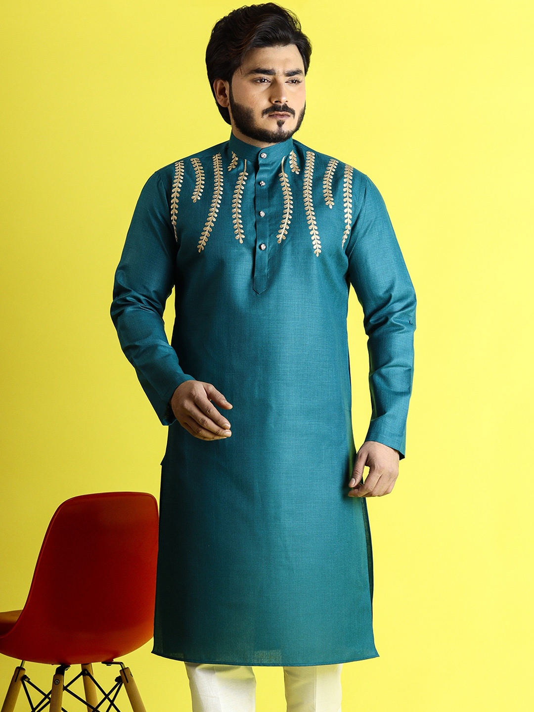 

Tibra Collection Floral Embroidered Mandarin Collar Pure Cotton Kurta, Teal