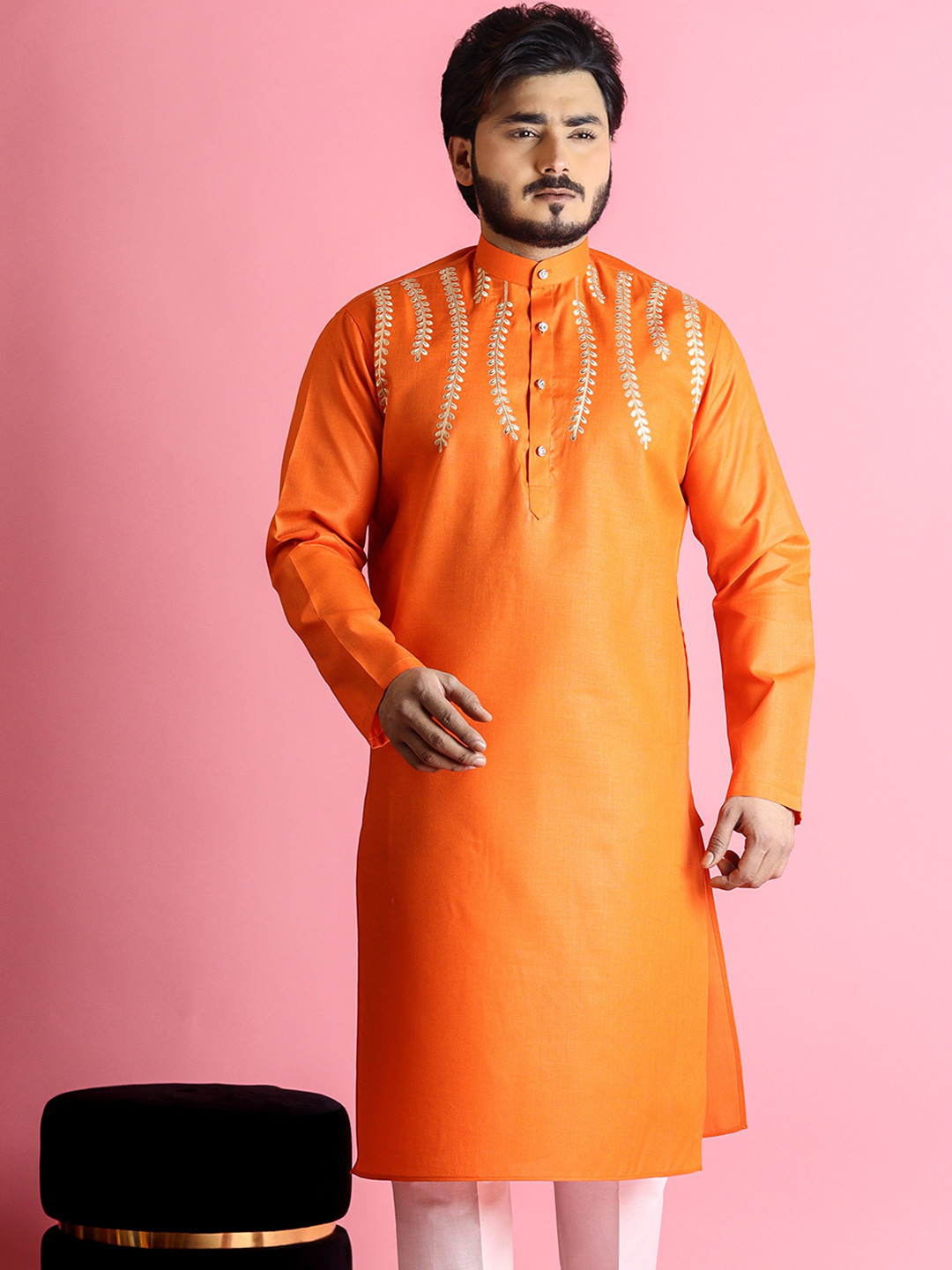 

Tibra Collection Floral Embroidered Mandarin Collar Pure Cotton Kurta, Orange
