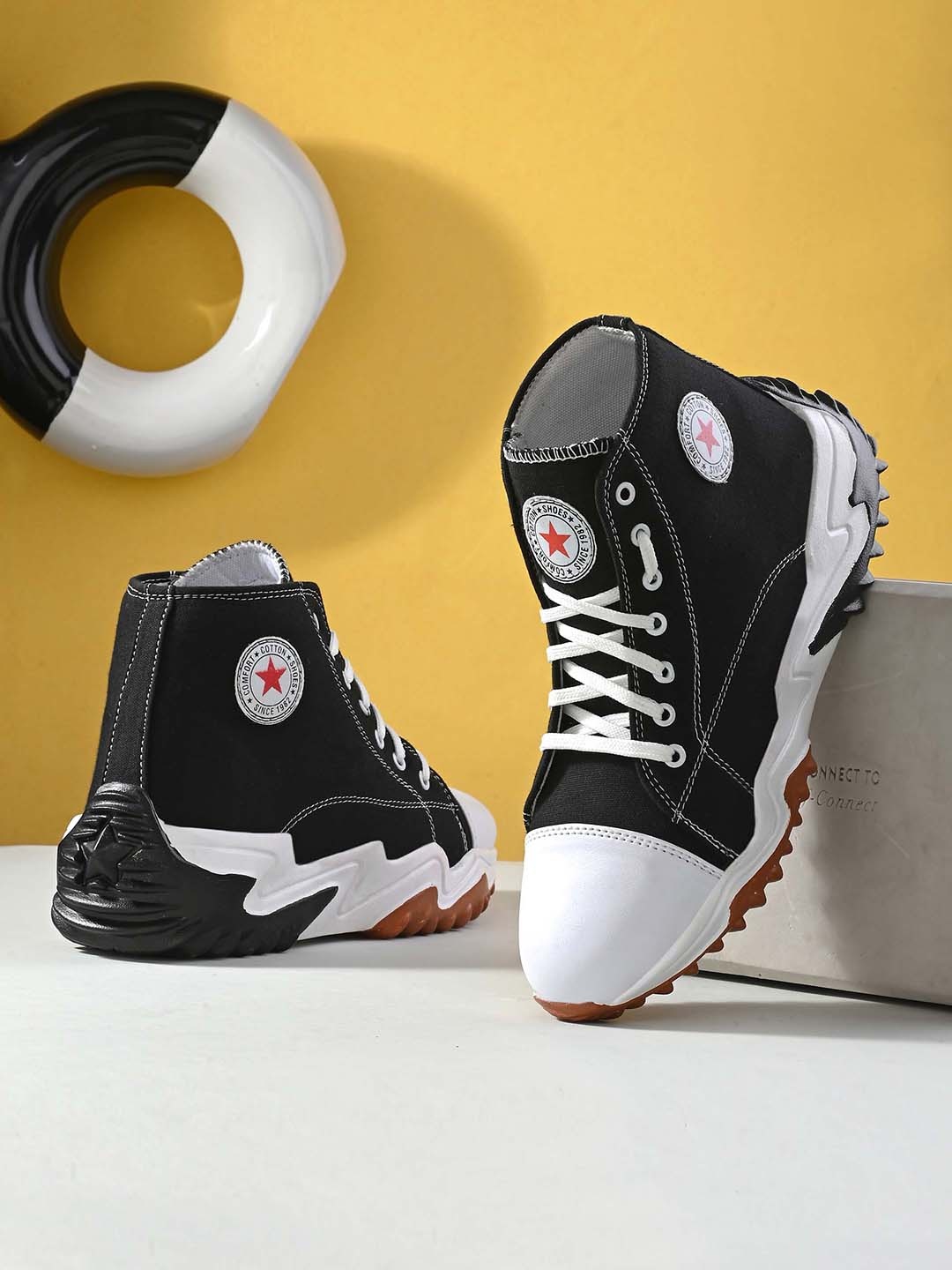 

Hundo P Men Comfortable Sports Shoes, Black