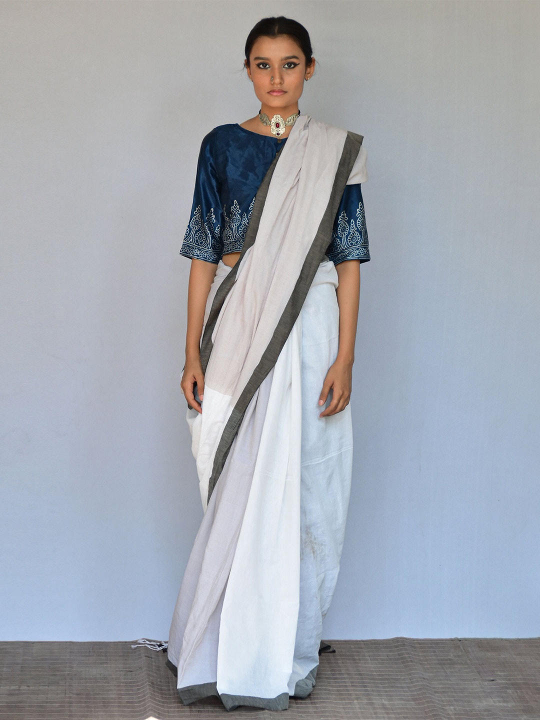 

Chidiyaa Handwoven Polycotton Saree, Off white