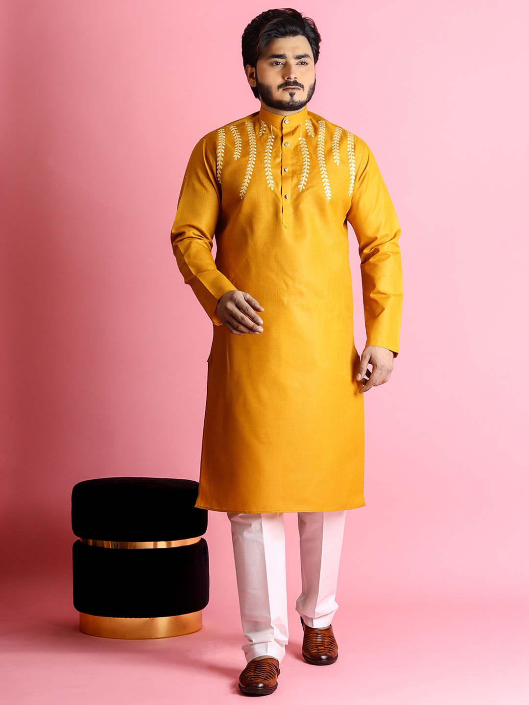 

Tibra Collection Gotta Patti Pure Cotton Kurta with Pyjamas, Mustard