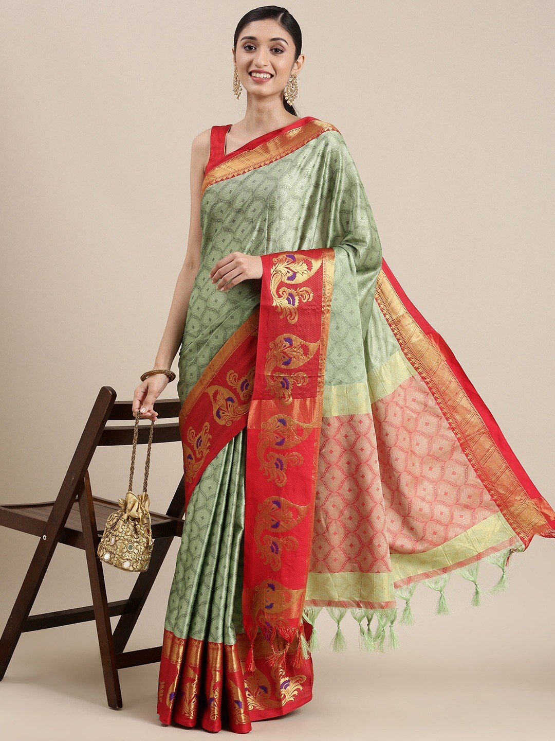 

AVANTIKA FASHION Ethnic Motif Woven Design Zari Silk Cotton Banarasi Saree, Olive