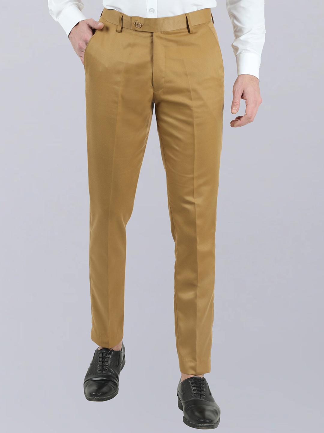 

VEI SASTRE Men Smart Slim Fit Mid-Rise Formal Trousers, Khaki
