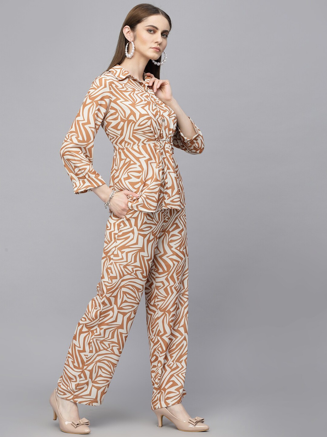 

Gipsy Women Abstract Printed Parallel Trousers, Beige