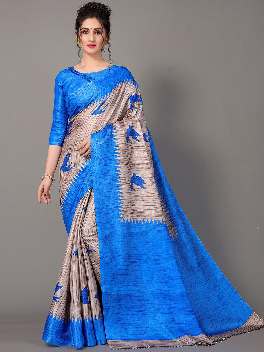 

GORGONE Graphic Printed Saree, Beige